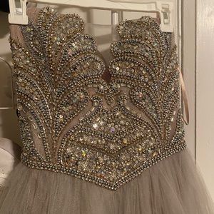 Gray evening gown, size 2, never worn